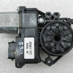 Hyundai i40 oriģinālais logu regulatora motors aizmugurējais labais