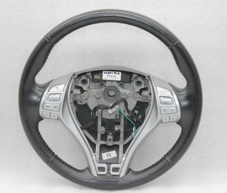 Oriģināls Nissan X-Trail T32 stūres rats ar slēdzi 484304CB4A, 48430 4CB4A