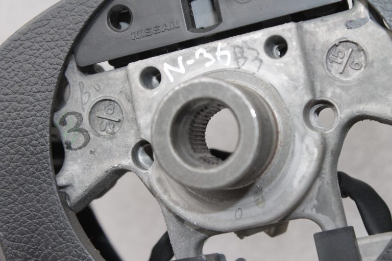 Oriģināls Nissan X-Trail T32 stūres rats ar slēdzi 484304CB4A, 48430 4CB4A