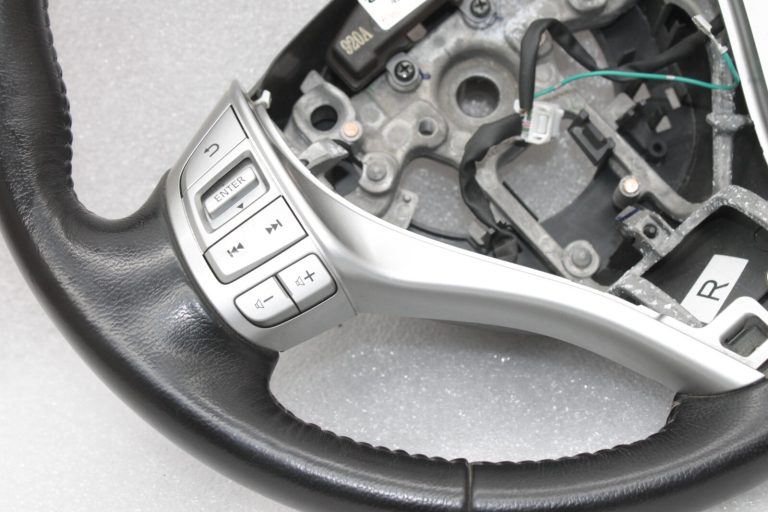 Oriģināls Nissan X-Trail T32 stūres rats ar slēdzi 484304CB4A, 48430 4CB4A