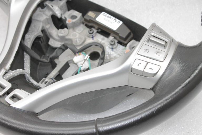 Oriģināls Nissan X-Trail T32 stūres rats ar slēdzi 484304CB4A, 48430 4CB4A