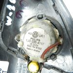VW Golf oriģinālais skaļruņa spoguļa trīsstūra vāks labajā pusē