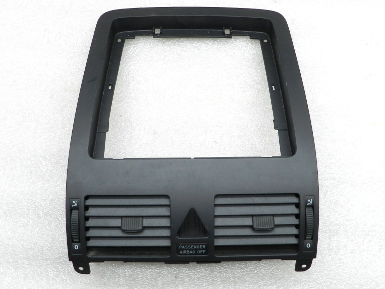 Volkswagen Touran Oriģinālā centrālā paneļa ventilācijas atveres