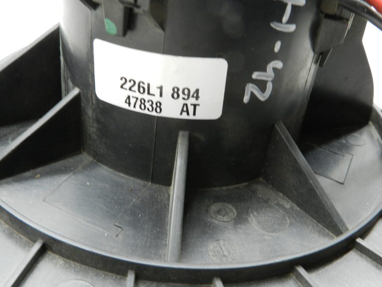 Opel Astra H oriģinālais sildītāja ventilators 93181056