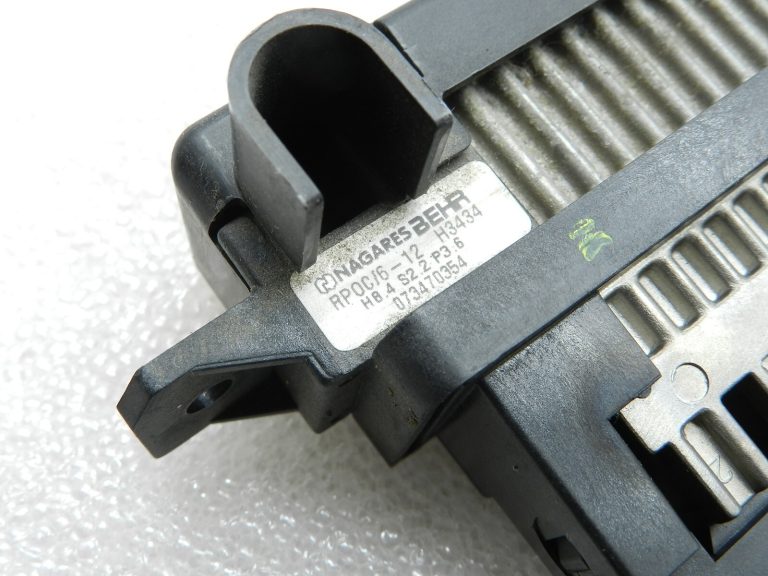 Opel Astra H Oriģinālais papildu sildītāja siltummainis elektriskais 13204091