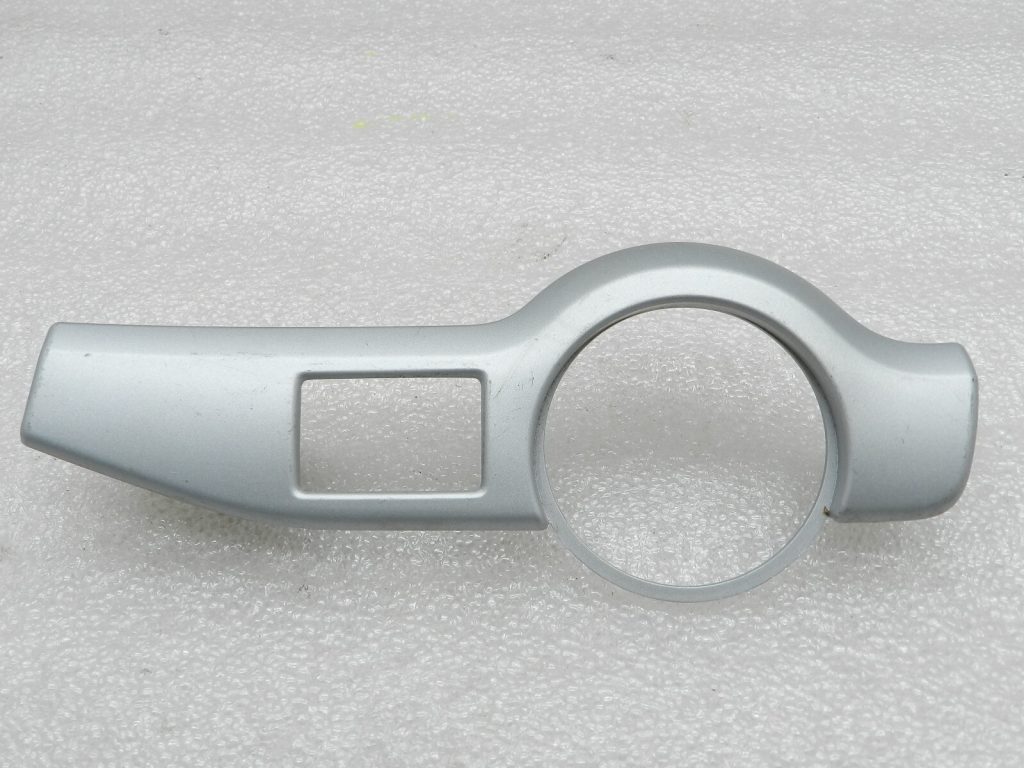 Skoda Octavia oriģinālā instrumentu paneļa apdare kreisā 1Z1858417