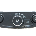 Opel Insignia B oriģinālais gaismas slēdzis 84215920