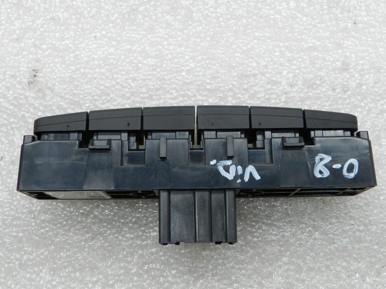 Opel Insignia B oriģinālais slēdžu panelis Slēdžu bloks