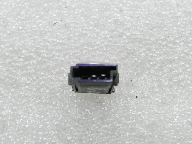 Opel Insignia B oriģināls rokas atvilktnes apgaismojums kāju nodalījuma apgaismojums 13582994