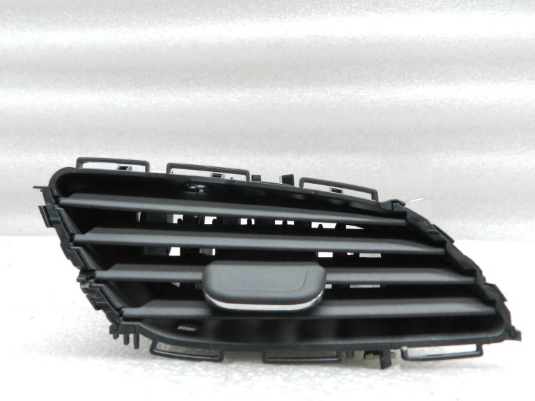 Opel Insignia B oriģinālā ventilācijas atvere labajā pusē 39017262