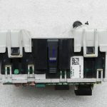 Opel Insignia B oriģinālā drošinātāju kārba