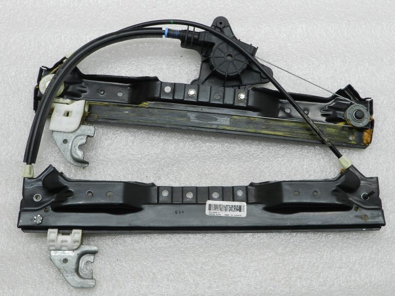 Chrysler Grand Voyager Oriģinālais loga regulatora rāmis aizmugurējais labais