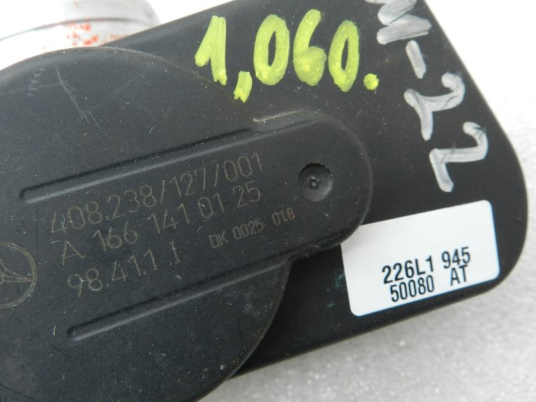 Mercedes Benz oriģinālais droseļvārsts a1661410125