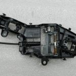 Volkswagen Passat oriģinālais gultņa kronšteins durvju rokturis kreisais