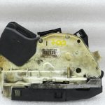 Volkswagen oriģinālā durvju slēdzene Durvju priekšējā labā