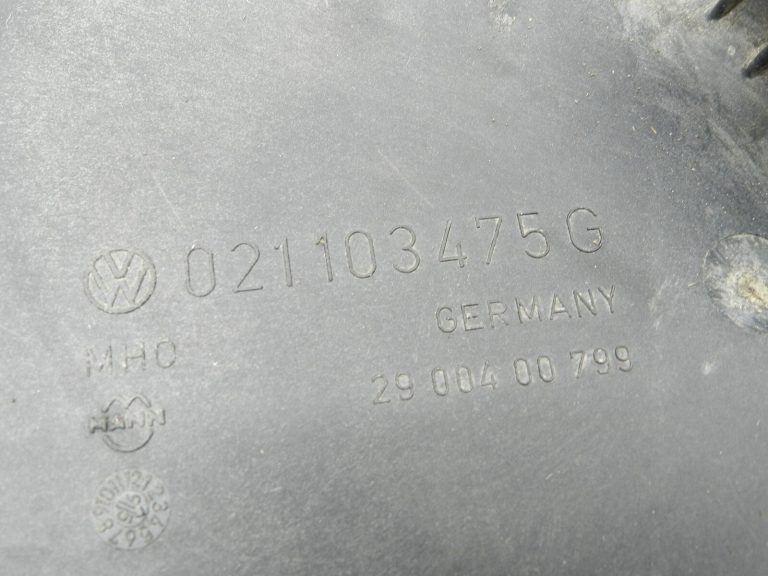 Volkswagen oriģināls vārstu vāks 021103475g
