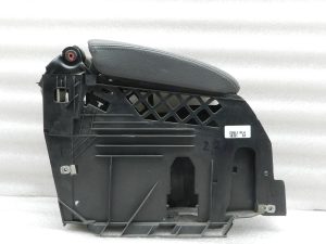 VW Golf oriģinālais roku balsts sintētiskās ādas antracīta konsolē 1K0864207E