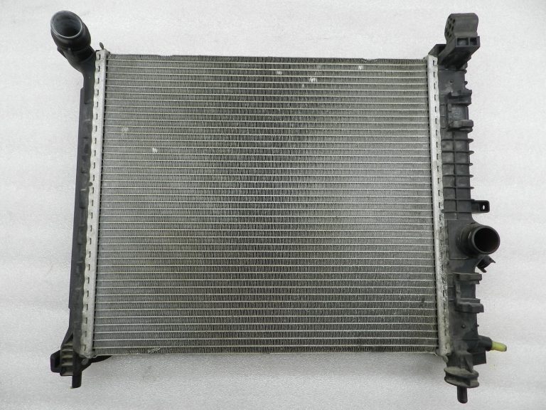 Opel Meriva B Oriģinālais starpdzesētājs Starpdzesētājs