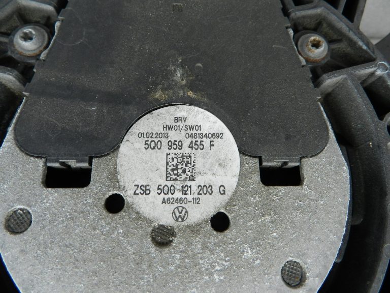 Seat VW Audi oriģinālais radiatora ventilatora motors