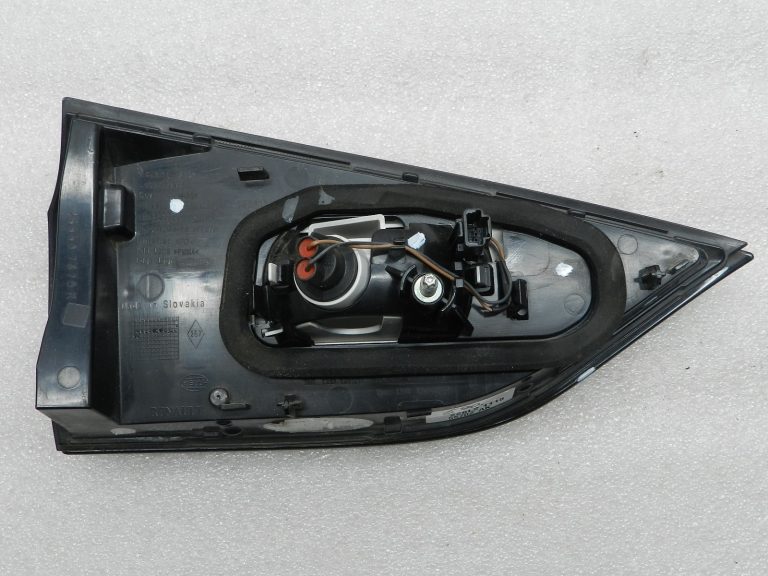Renault Espace V oriģināls aizmugurējais lukturis aizmugurējā labajā pusē