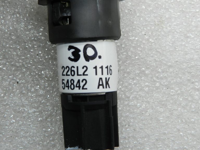 Opel Insignia B oriģinālais cigarešu aizdedzinātāja savienotājs