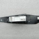 Mazda 6 oriģinālais aizmugurējais labais slēdžu panelis
