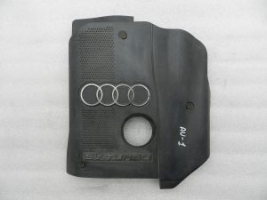 Audi A4 oriģinālais motora pārsegs