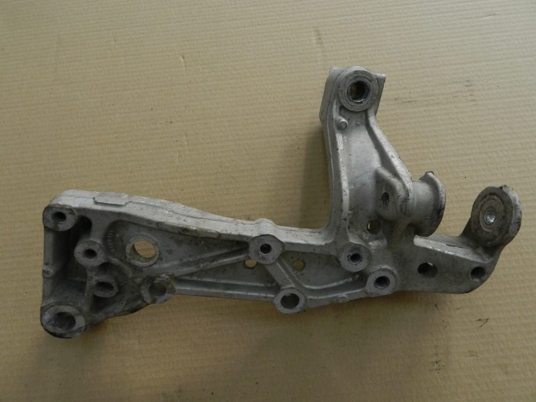 VW Skoda Audi oriģināls vadības sviras priekšējā labajā pusē