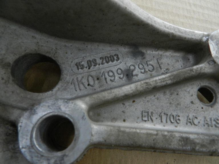 VW Skoda Audi oriģināls vadības sviras priekšējais kreisais