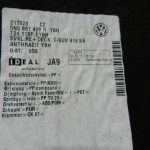 VW Tiguan oriģinālā paneļa bagāžnieka labo pusi