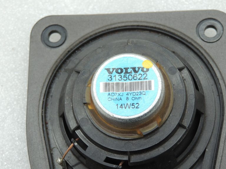 Volvo XC90 II K502 Aizmugures skaļrunis kreisajā vai labajā pusē 31350622