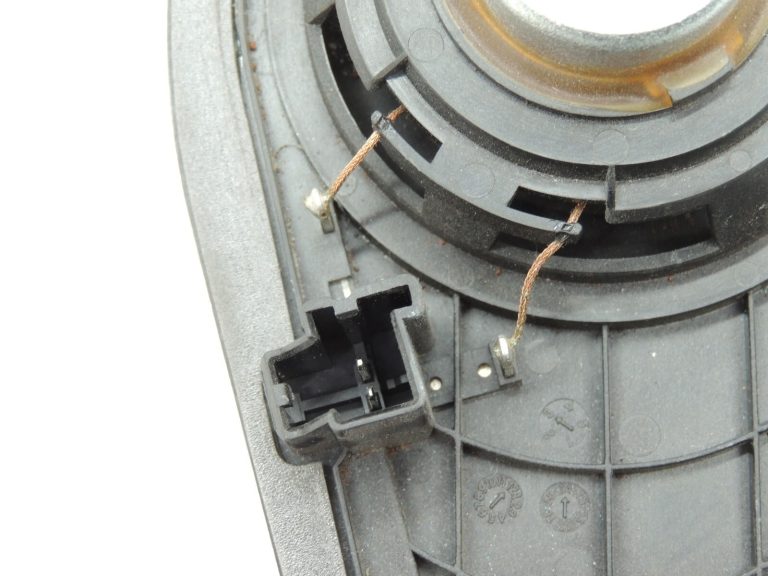 Volvo XC90 II K502 Aizmugures skaļrunis kreisajā vai labajā pusē 31350622