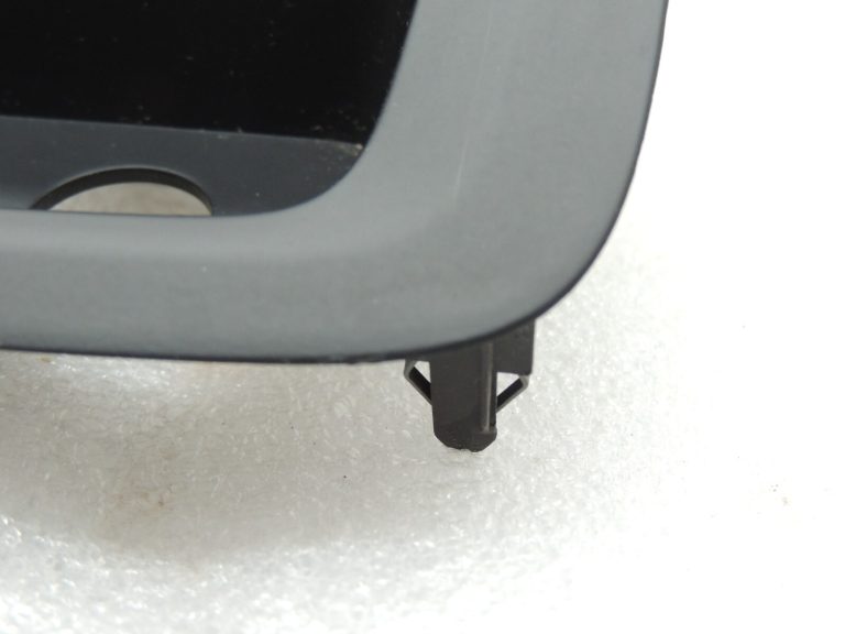 Volvo XC90 II Centrālās konsoles aizmugurējais vāks 31377881