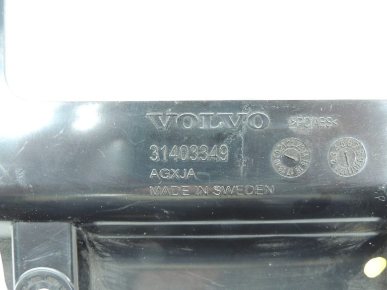 Volvo XC90 II Nesošā centra displeja kronšteins 31403349 Centra displeja balsts