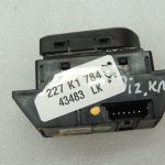 Hyundai i40 aizmugurējā kreisā sēdekļa apsildes slēdzis 93751-3Z000