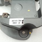 Mazda CX-5 oriģinālais aizmugurējais labās puses neredzamās zonas sensora kronšteins KR22-67-Z4XA