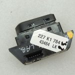 Hyundai i40 aizmugurējā labā sēdekļa apsildes slēdzis 93752-3Z000