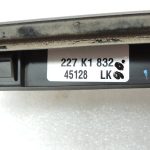 Jeep Renegade BU aizmugurējais centrālais virsbūves ventilācijas režģis 52103372