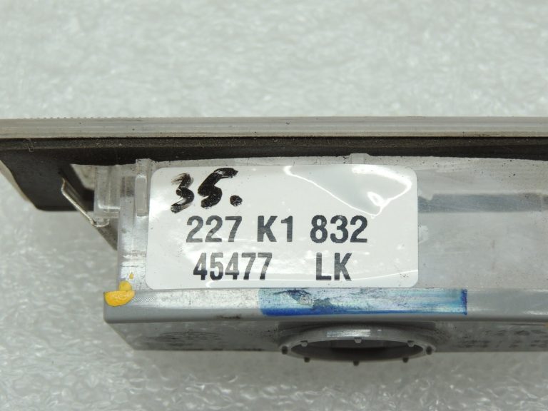 Kia Sportage IV QL numura apgaismojums 92501D9000 92501-D9000 92501-D9000