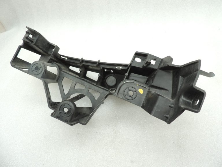 Peugeot 508 I 8D Sedans Aizmugurējā bampera kronšteins kreisajā pusē 9686701480