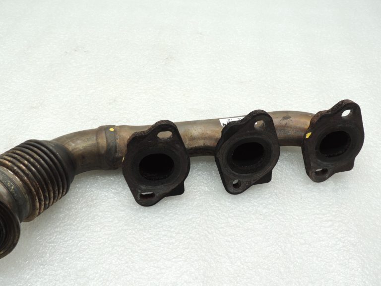 Nissan Navara II D40 3.0DCi V6 V9X Izplūdes kolektors labais 1400400Q0L 14004-00Q0L 14004-00Q0L