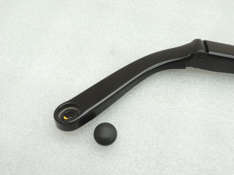 Seat Cupra Leon KL8 Priekšējā kreisā stikla tīrītāja roka vadītāja pusē 5FB955409
