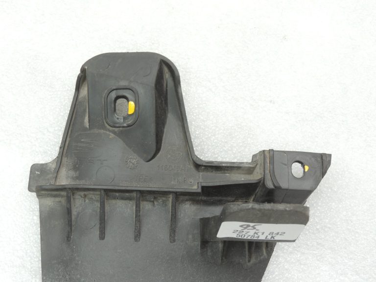 Seat Cupra Leon KL8 Sportstourer Aizmugurējā kreisās puses slieksnis 5FA853833A