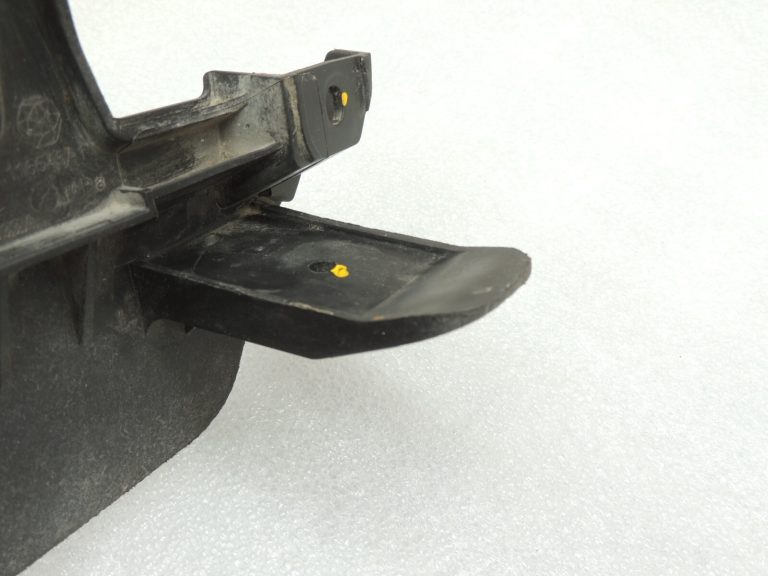 Seat Cupra Leon KL8 Sportstourer Aizmugurējā kreisās puses slieksnis 5FA853833A