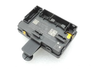 Seat Cupra Leon KL8 Sportstourer durvju vadības bloks priekšējais kreisais 5Q4959593P