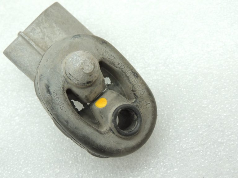 Oriģināls Cupra Leon KL8 1.5TSIC izplūdes kronšteins izplūdes ligzda 5Q0253144P