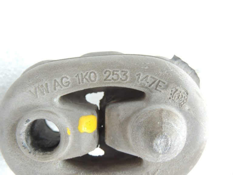 Oriģināls Cupra Leon KL8 1.5TSIC izplūdes kronšteins izplūdes ligzda 5Q0253144K