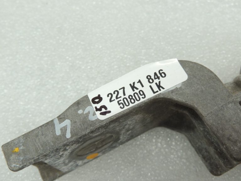 Oriģināls Cupra Leon KL8 1.5TSIC izplūdes kronšteins izplūdes ligzda 5Q0253144K