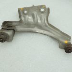 Seat Cupra Leon 1.5TSI DFYA katalizatora kronšteins 5Q0253249G
