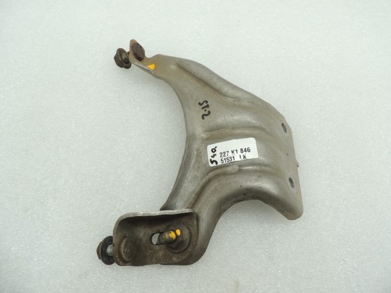 Seat Cupra Leon 1.5TSI DFYA katalizatora kronšteins 5Q0253249G